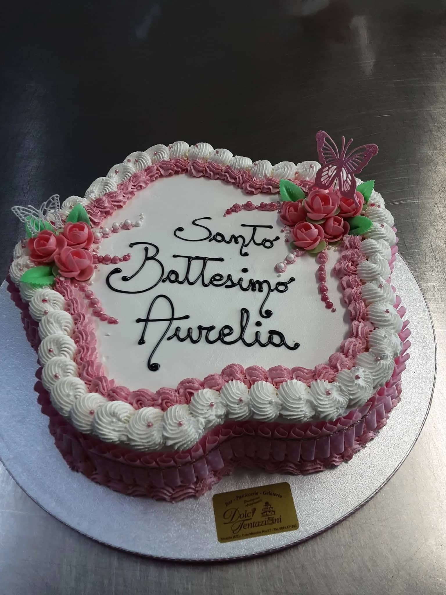 Torta per battesimo realizzata da Dolci Tentazioni