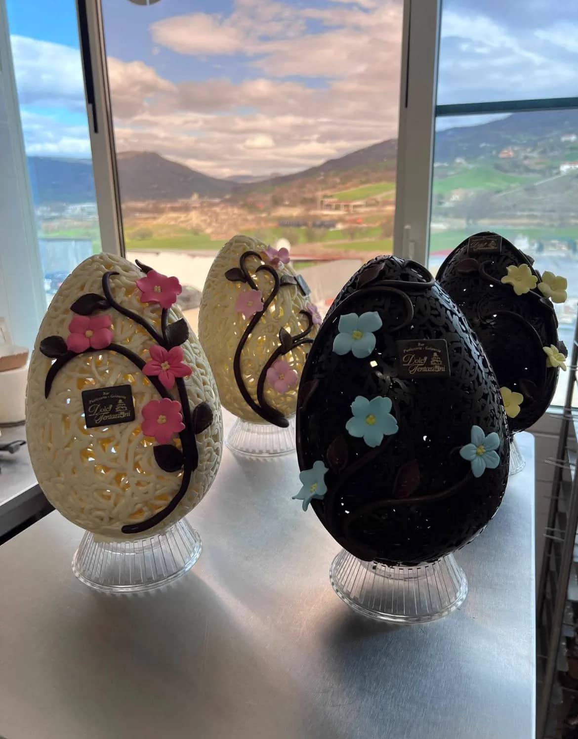 Uova di Pasqua artigianali di Dolci Tentazioni